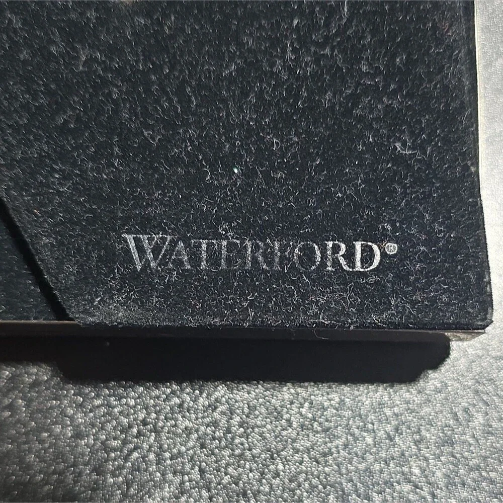 Waterford Silver Metal 5x7 Braided Photo Frame Freestanding or Wall Mount